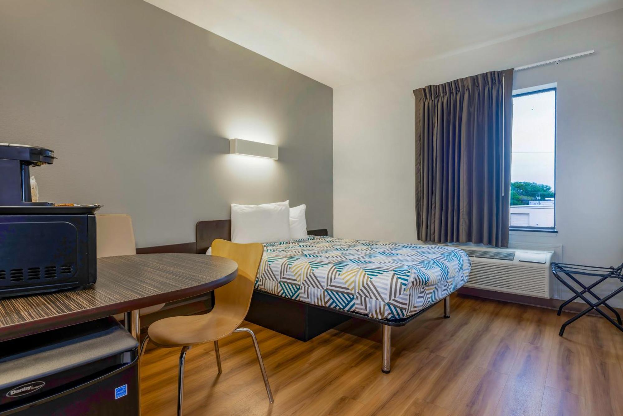 Studio 6 Suites Texas City, Tx I 45 South Bagian luar foto